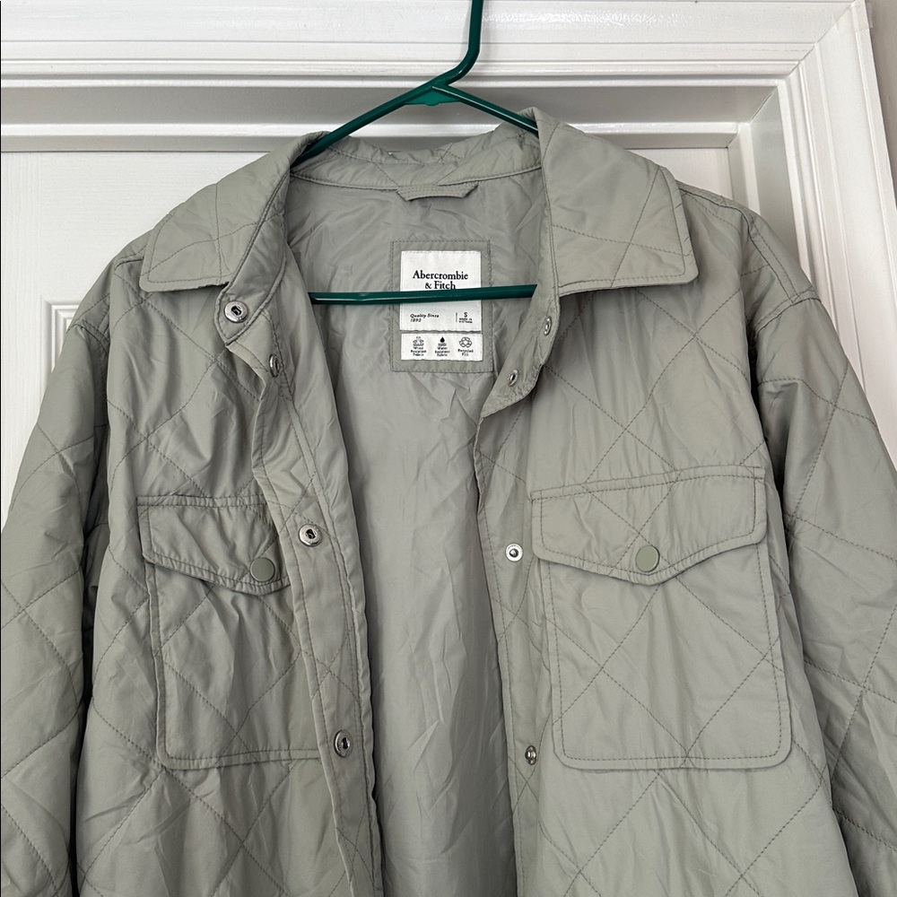 Abercrombie & Fitch quilted shirt jacket - Picture 2 of 8